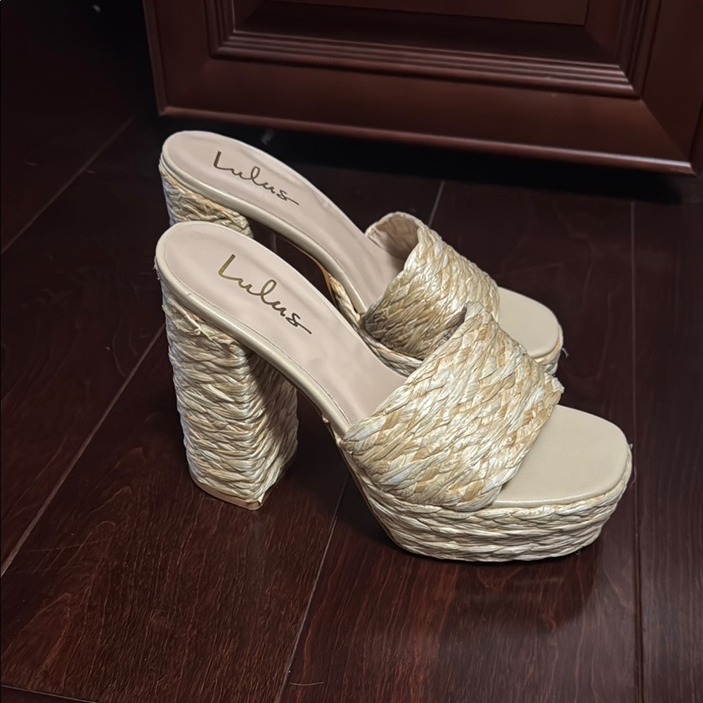 Lulu's Raffia Platform Heels - Picture 3 of 4